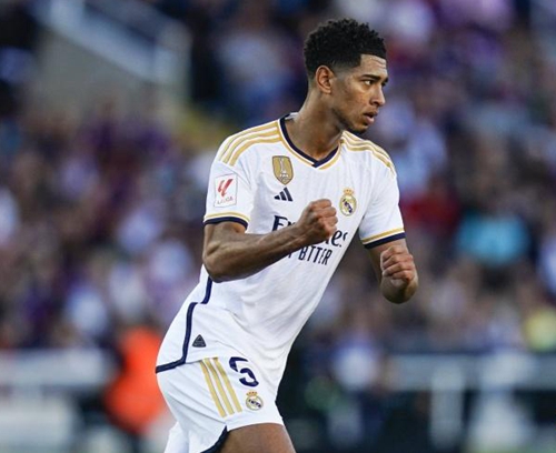 官方：美因茨主帅亨里克森下课；球队积6分排名德甲垫底（美因茨官宣解聘主帅亨里克森，球队仅积6分垫底德甲）