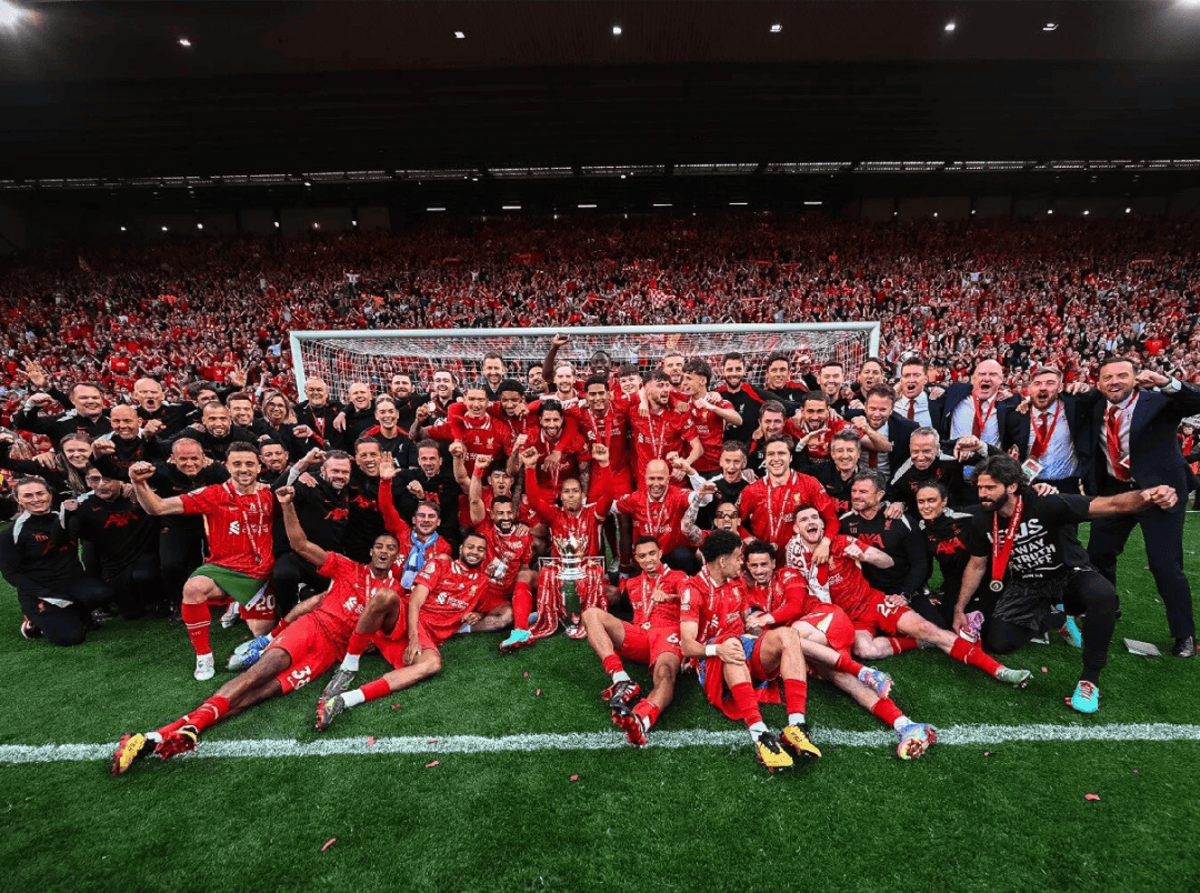 罗马税前年薪排名：迪巴拉1290万断崖领跑，利昂-贝利650万第2