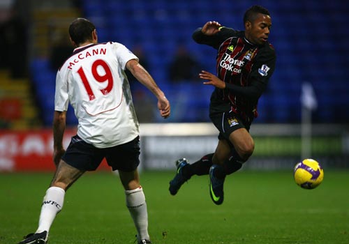 巴萨梅西自由球进球助球队领先