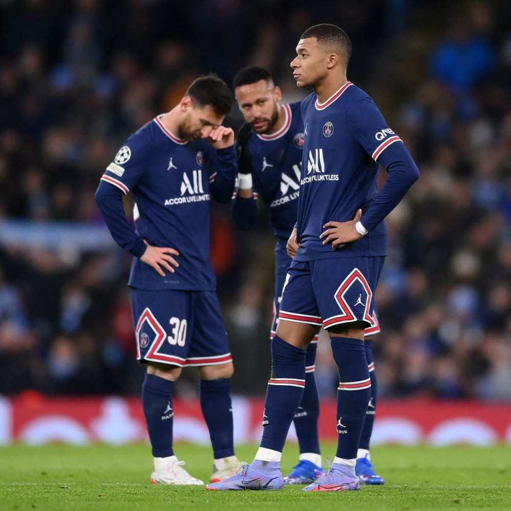 图片报：乌尔比希佩戴特制眼镜与耳罩训练，为了提高专注力