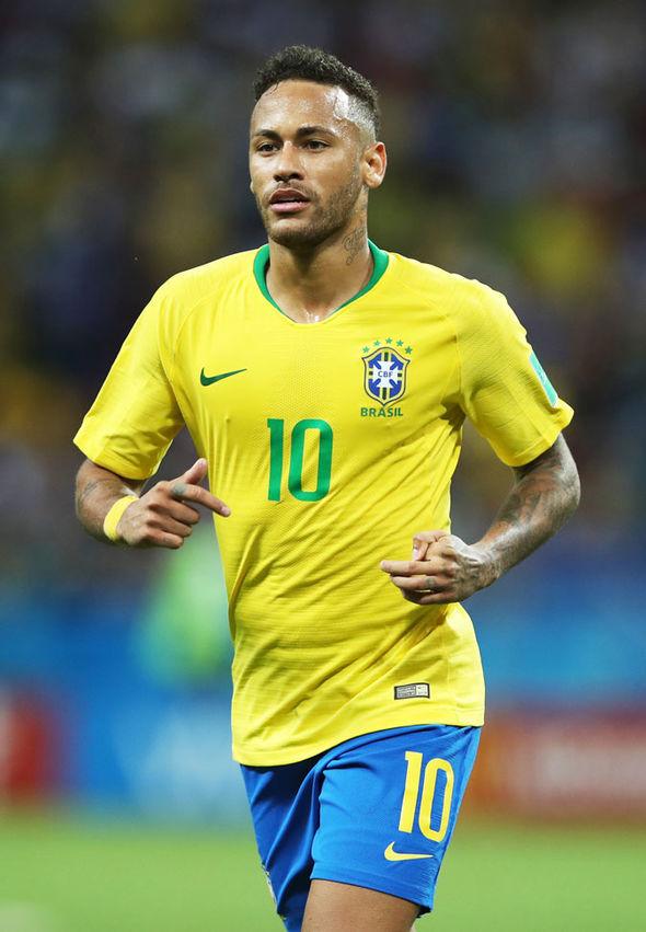 talkSPORT：曼联更衣室认为本赛季是B费在球队的最后一个赛季（据talkSPORT报道，曼联更衣室普遍认定本赛季将是B费在队的最后一季）