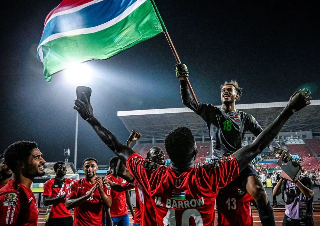 欧协联联赛阶段晋级形势：白堡已提前锁定，水晶宫取胜有望直通（欧协联联赛阶段出线态势：白堡已提前晋级，水晶宫赢球可直通）